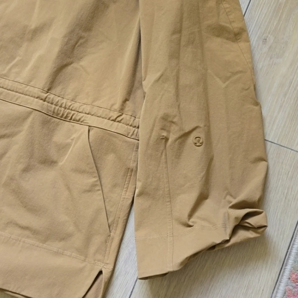 NWOT Lululemon Cinch-Waist Stretch Shirt Jacket size L - Picture 6 of 9